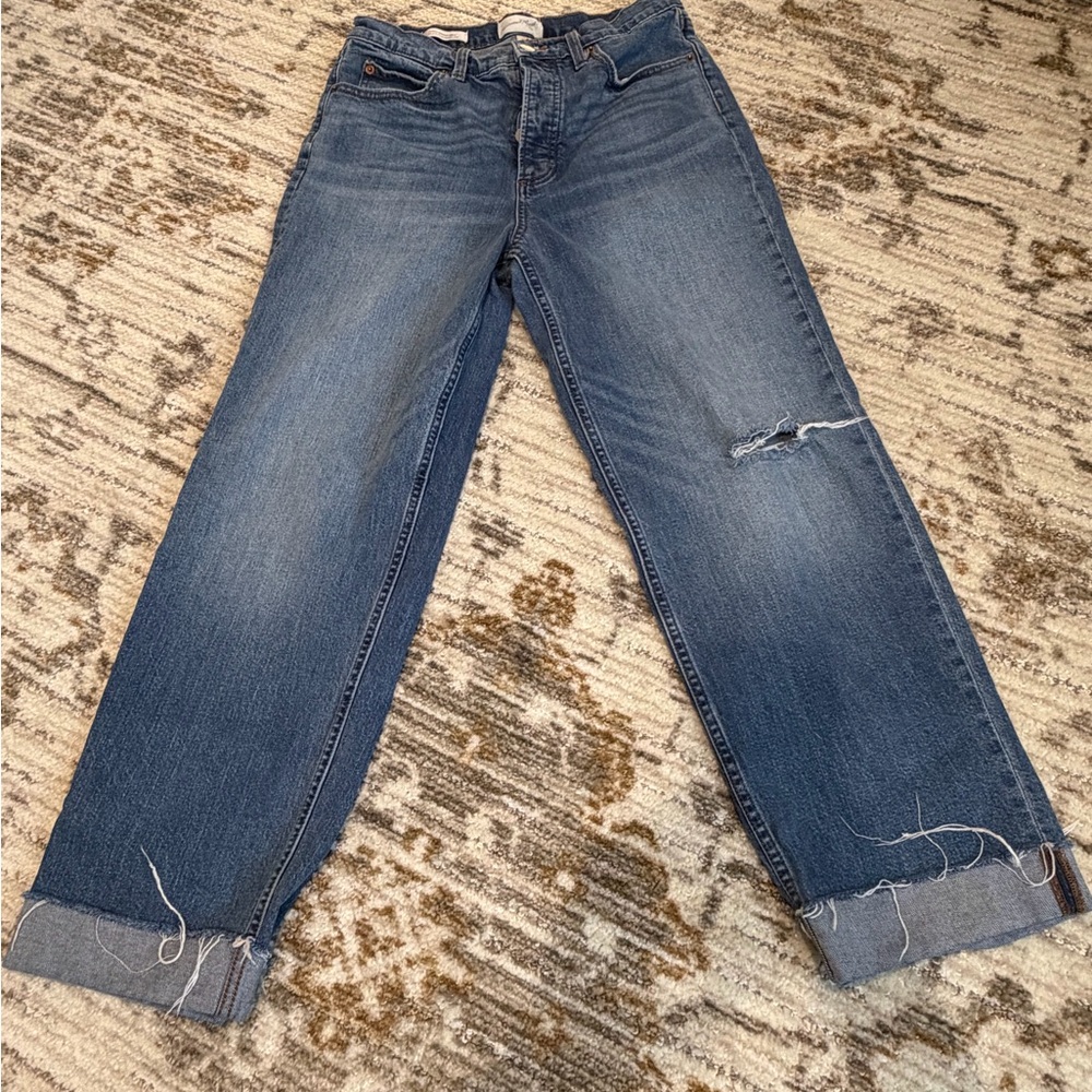 Universal Thread Women's Medium Blue Straight-Leg Jeans with Distressing
